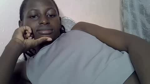 Snapshot of therry_heart chatting on 03/21/26, 02:27 hearty online show from 03/21/26, 02:27