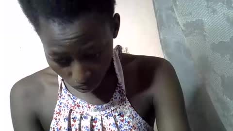 Snapshot of therry_heart chatting on 03/23/26, 01:53 hearty online show from 03/23/26, 01:53