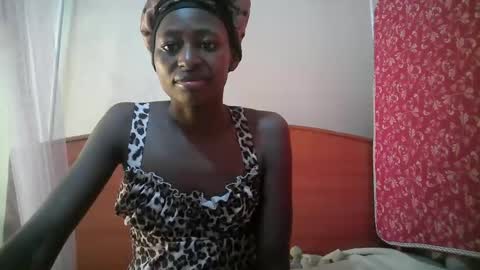 Snapshot of therry_heart chatting on 04/03/26, 04:21 hearty online show from 04/03/26, 04:21