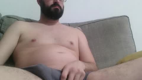 Snapshot of thesaint84 chatting on 01/10/25, 10:25 Saint online show from 01/10/25, 10:25