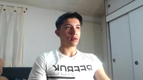 thesaint_xxx online show from 03/12/26, 04:51