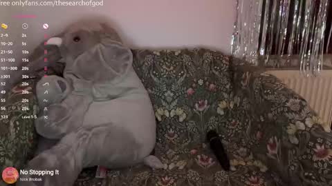 Snapshot of thesearchofgod chatting on 11/12/25, 07:03 LISA online show from 11/12/25, 07:03