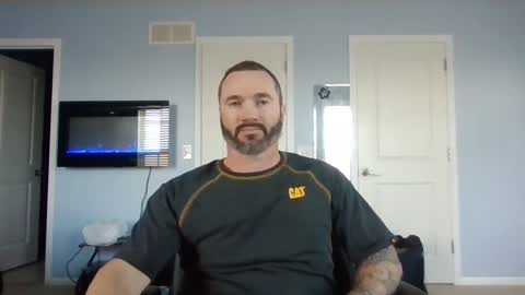 Snapshot of thesexorcist1984 chatting on 01/05/25, 07:28 James online show from 01/05/25, 07:28