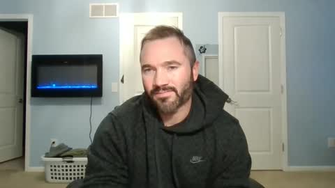 Snapshot of thesexorcist1984 chatting on 03/06/25, 02:41 James online show from 03/06/25, 02:41