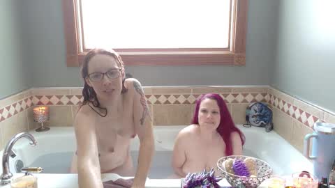 Snapshot of thesexualdragon chatting on 02/12/26, 03:07 TheSexualDragon online show from 02/12/26, 03:07