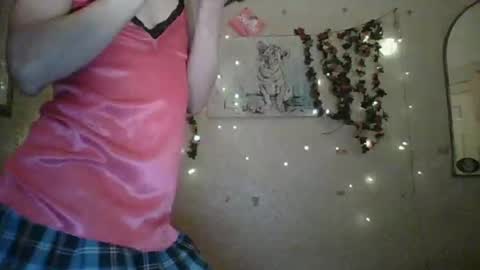 Snapshot of thesillymillie chatting on 02/22/25, 11:24 sillymillie0 online show from 02/22/25, 11:24