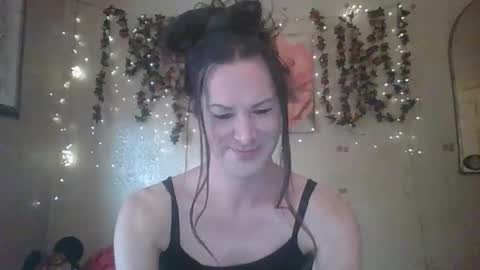 Snapshot of thesillymillie chatting on 04/04/26, 07:11 sillymillie0 online show from 04/04/26, 07:11