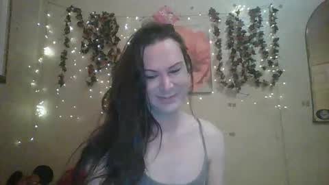 Snapshot of thesillymillie chatting on 04/11/26, 06:18 sillymillie0 online show from 04/11/26, 06:18