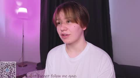 Snapshot of thestaronsky chatting on 03/28/26, 07:41 Lucia online show from 03/28/26, 07:41