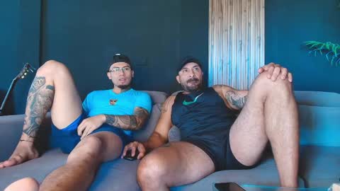 Snapshot of thestraightroom chatting on 04/14/26, 12:44 thestraightroom online show from 04/14/26, 12:44