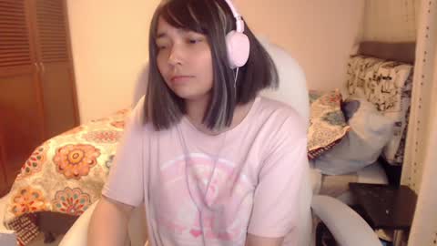 Snapshot of thetalkingbutt chatting on 01/05/25, 08:22 Mai online show from 01/05/25, 08:22