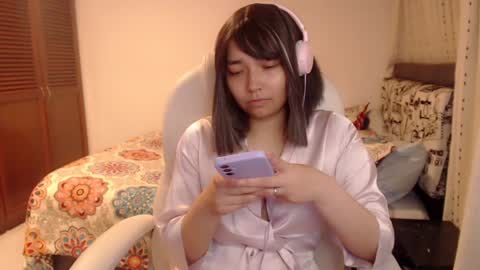 Snapshot of thetalkingbutt chatting on 01/05/25, 11:55 Mai online show from 01/05/25, 11:55