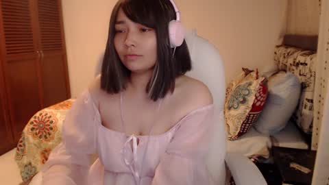 Snapshot of thetalkingbutt chatting on 01/17/25, 09:28 Mai online show from 01/17/25, 09:28