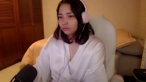 Snapshot of thetalkingbutt chatting on 03/20/26, 07:13 Mai online show from 03/20/26, 07:13