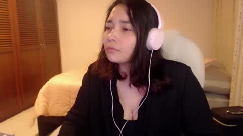 Snapshot of thetalkingbutt chatting on 03/24/26, 04:28 Mai online show from 03/24/26, 04:28