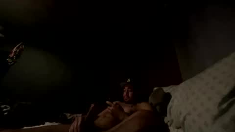 Snapshot of thetezshow chatting on 04/21/26, 05:28 thetezshow online show from 04/21/26, 05:28