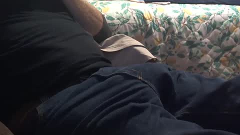 Snapshot of thetnguy chatting on 12/02/24, 01:25 thetnguy online show from 12/02/24, 01:25