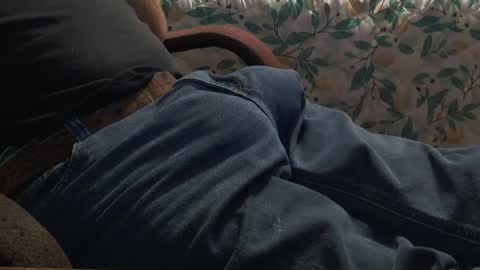 Snapshot of thetnguy chatting on 10/07/25, 12:52 thetnguy online show from 10/07/25, 12:52