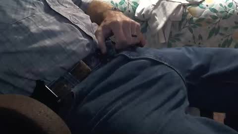 Snapshot of thetnguy chatting on 10/26/25, 03:51 thetnguy online show from 10/26/25, 03:51