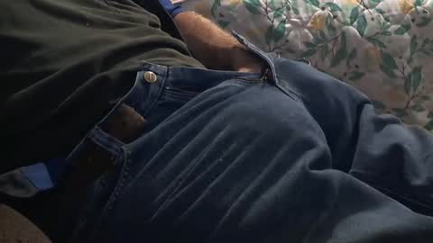 Snapshot of thetnguy chatting on 11/12/25, 11:58 thetnguy online show from 11/12/25, 11:58