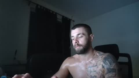 Snapshot of theufcfan_8181 chatting on 11/01/25, 09:00 troy online show from 11/01/25, 09:00