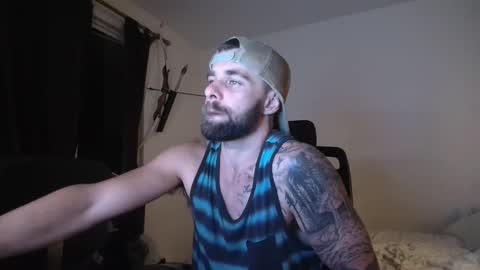 Snapshot of theufcfan_8181 chatting on 11/14/25, 08:02 troy online show from 11/14/25, 08:02