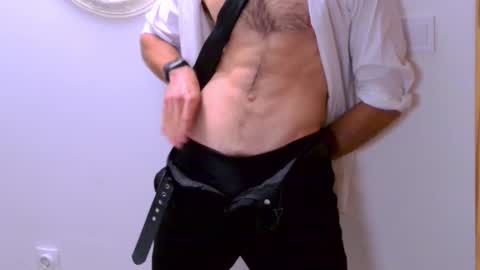 The Waiter online show from 10/28/25, 06:54