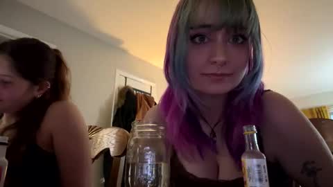 Snapshot of thewildwildwest chatting on 03/02/26, 12:02 West online show from 03/02/26, 12:02