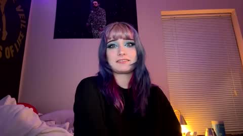 Snapshot of thewildwildwest chatting on 04/15/26, 03:13 West online show from 04/15/26, 03:13