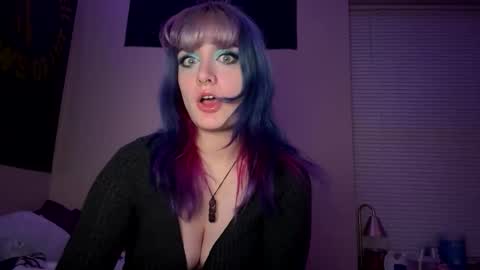 Snapshot of thewildwildwest chatting on 04/16/26, 03:40 West online show from 04/16/26, 03:40