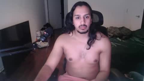 Snapshot of theworldisavampire09 chatting on 04/21/26, 05:03 Vampiro online show from 04/21/26, 05:03