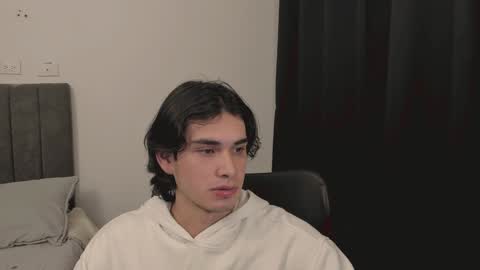 thiaan__ online show from 12/31/24, 12:11