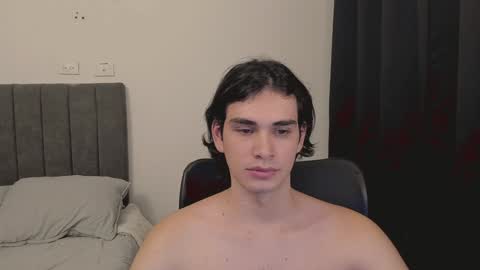 thiaan__ online show from 01/10/25, 07:04