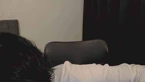 thiaan__ online show from 01/11/25, 02:20