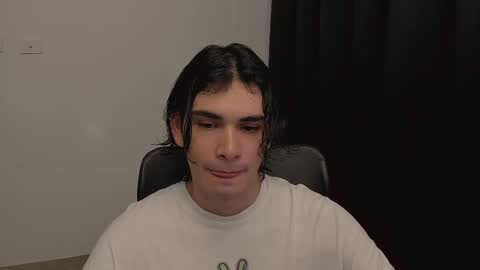 thiaan__ online show from 02/14/25, 09:32