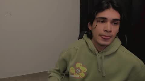 thiaan__ online show from 02/15/25, 10:52