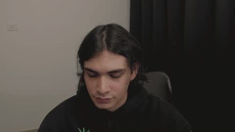 thiaan__ online show from 03/08/25, 12:44