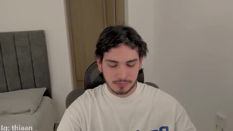 thiaan__ online show from 09/09/25, 02:11