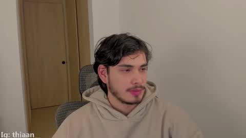 thiaan__ online show from 09/16/25, 01:28