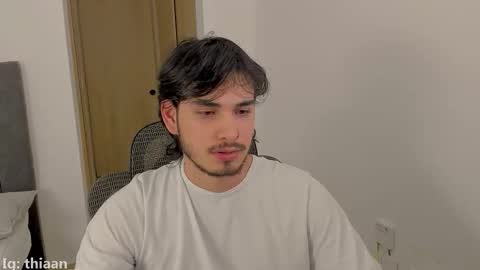 thiaan__ online show from 10/23/25, 01:38