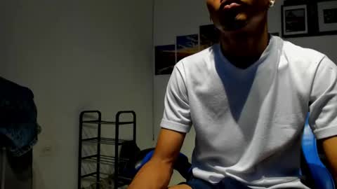 thiago_2004 online show from 09/12/25, 08:20