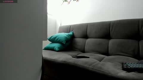 Snapshot of thiago_bigcock_1 chatting on 04/13/26, 12:21 Thiago online show from 04/13/26, 12:21