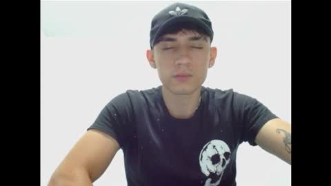 thiago_deseo69 online show from 09/18/25, 10:45