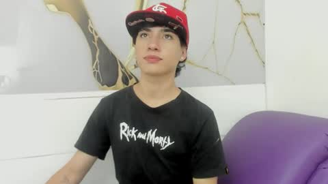 Snapshot of thiago_divine_anki chatting on 10/16/25, 10:00 thiago_divine_anki online show from 10/16/25, 10:00