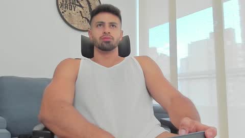 thiago_driussi online show from 12/08/24, 08:04