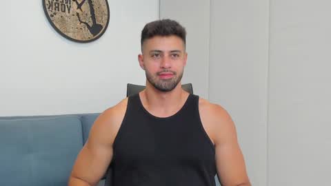 thiago_driussi online show from 12/19/24, 04:02