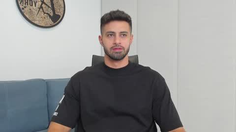 thiago_driussi online show from 12/22/24, 01:23