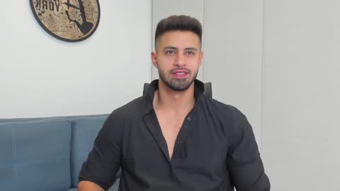 thiago_driussi online show from 12/29/24, 01:56