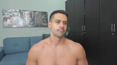 thiago_driussi online show from 09/26/25, 03:21