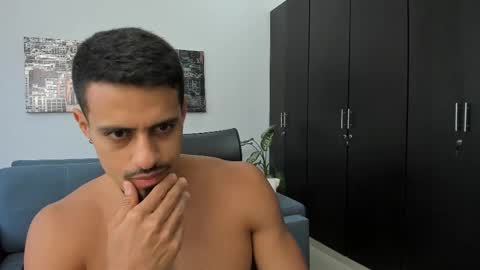 thiago_driussi online show from 11/26/25, 09:16